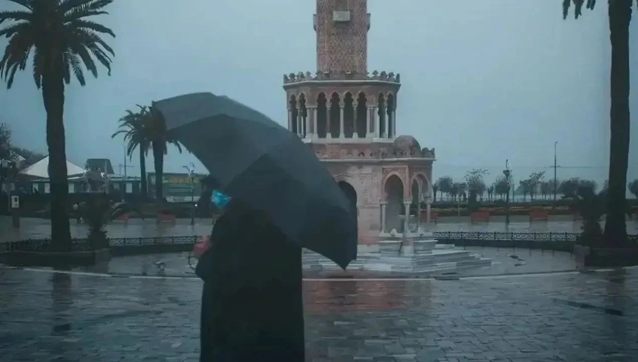 İzmir’de hafta sonu planı yapanlar dikkat: Önce yağmur, sonra güneş!