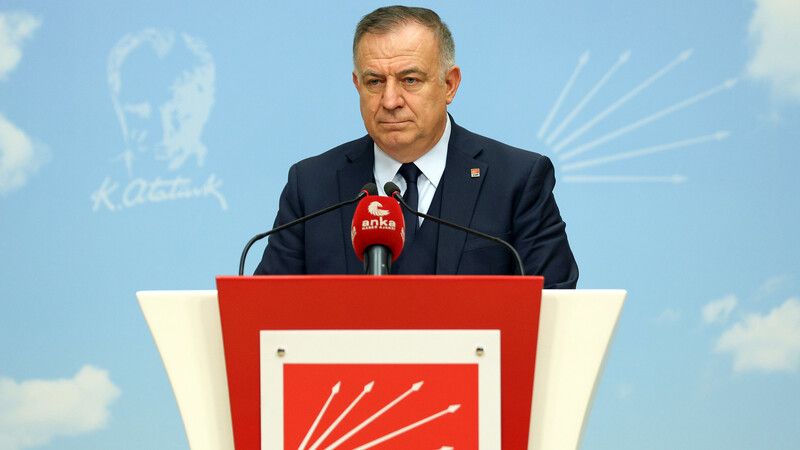 CHP’li Karahan’dan Zeybek ve AKP'ye geçen Gülsoy'a sert tepki: Siyasi ahlak yasasına ihtiyaç var!