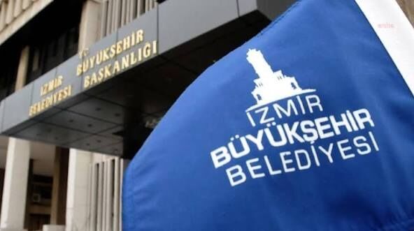 Tugay AKP’ye geçti, Büyükşehir’den ilk istifalar geldi!