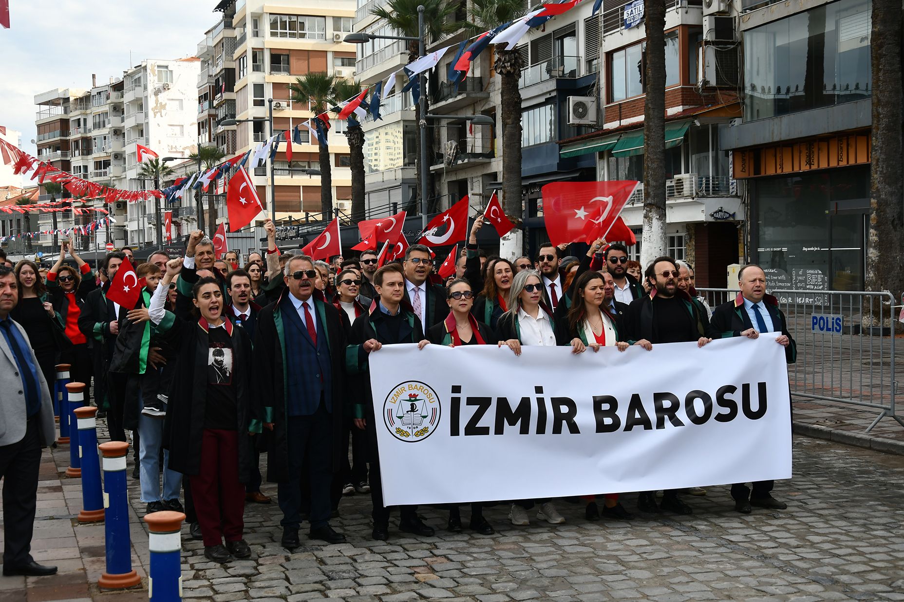 İzmir Barosu (2)