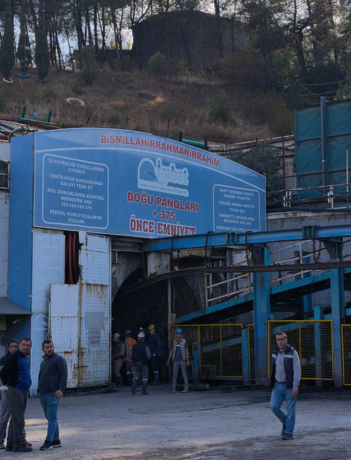 Manisa Soma’da maden ocağında göçük: 1 işçi öldü, 4 işçi mahsur kaldı!
