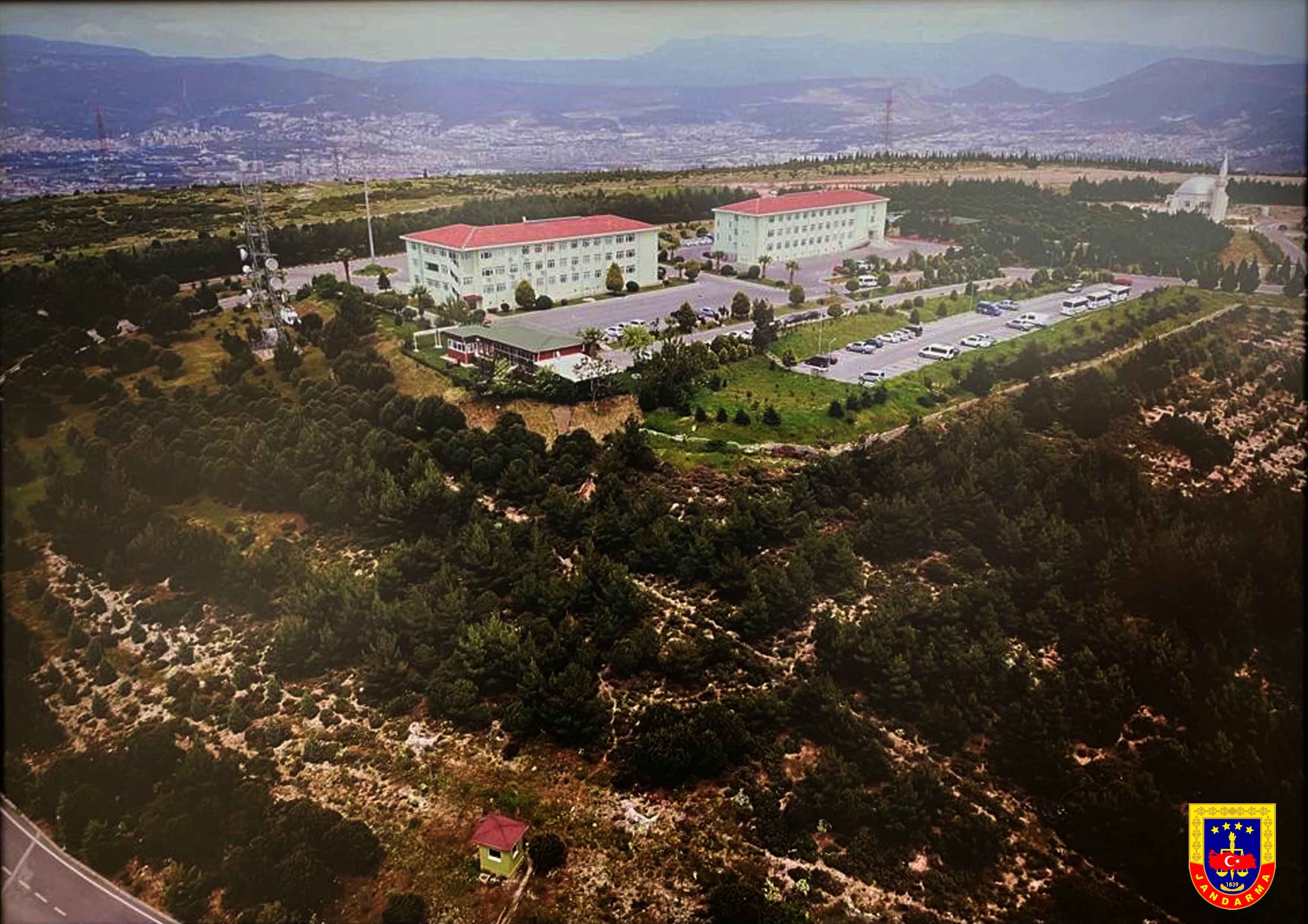 İzmir Valiliği düğmeye bastı… İl Jandarma Komutanlığı’nın arazisine 320 dairelik lojman