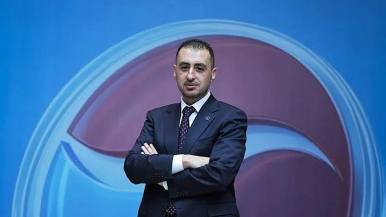 Taha Çakmak kimdir, kaç yaşında, nereli? Taha Çakmak neden istifa etti?