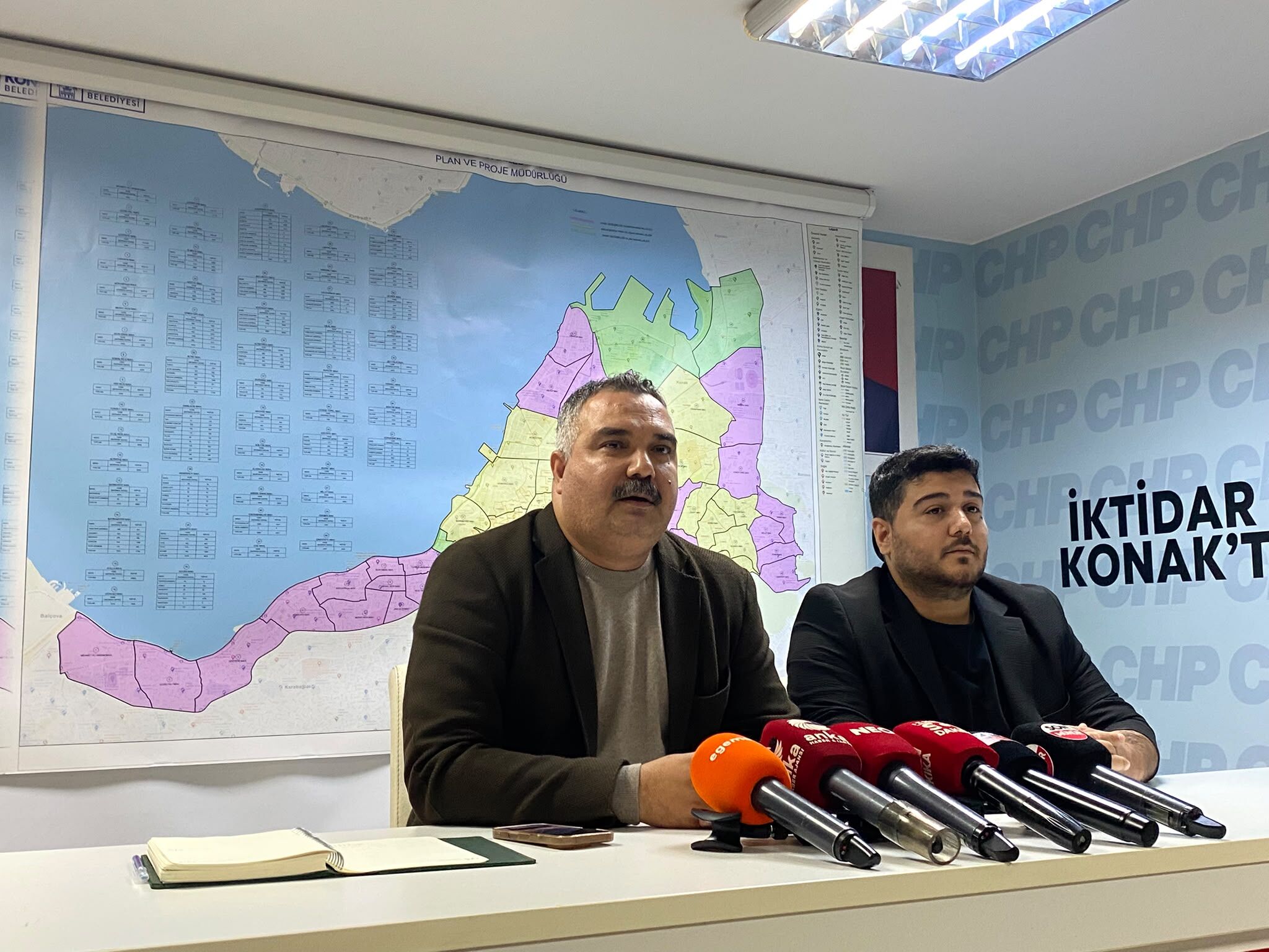 Konak’ta mahalle krizi: CHP’den ‘Yangından mal mı kaçırılıyor?’ tepkisi!-1