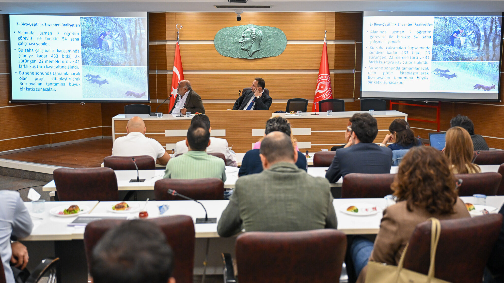 Bornova’da hizmet seferberliği: Eşki, bürokratlarıyla strateji toplantısında buluştu-1